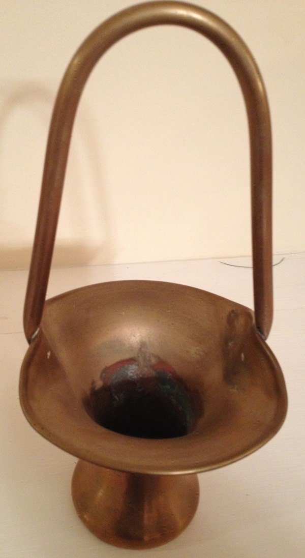 BRASS FLOWER BASKET